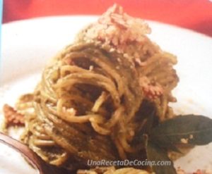 Receta de espaguetis al pesto
